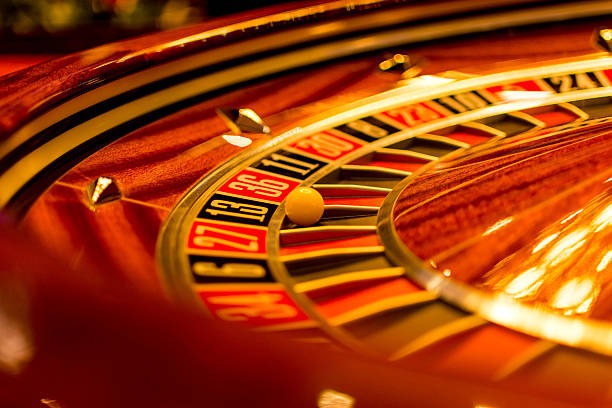 slot21 login live-dealer blackjack table on mobile phone screen